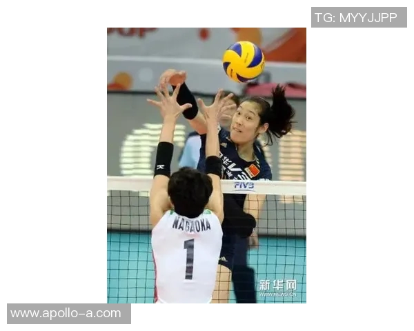 2003年女排世界杯中国队逆转巴西队展现巾帼风采的经典对决