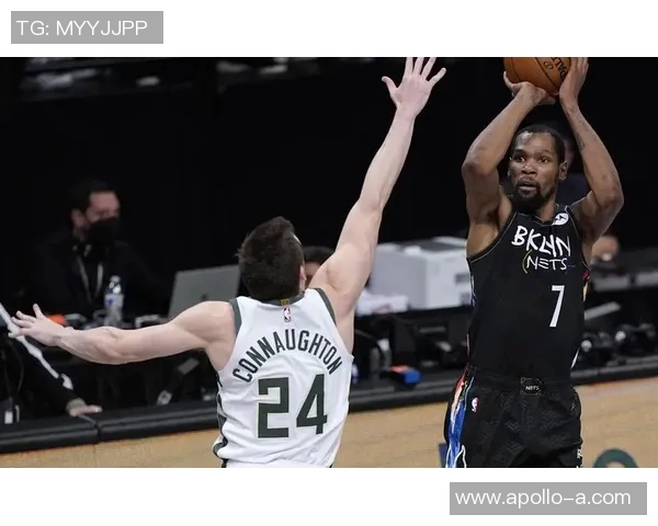 2021年NBA季后赛雄鹿与篮网激战回顾与精彩瞬间分析